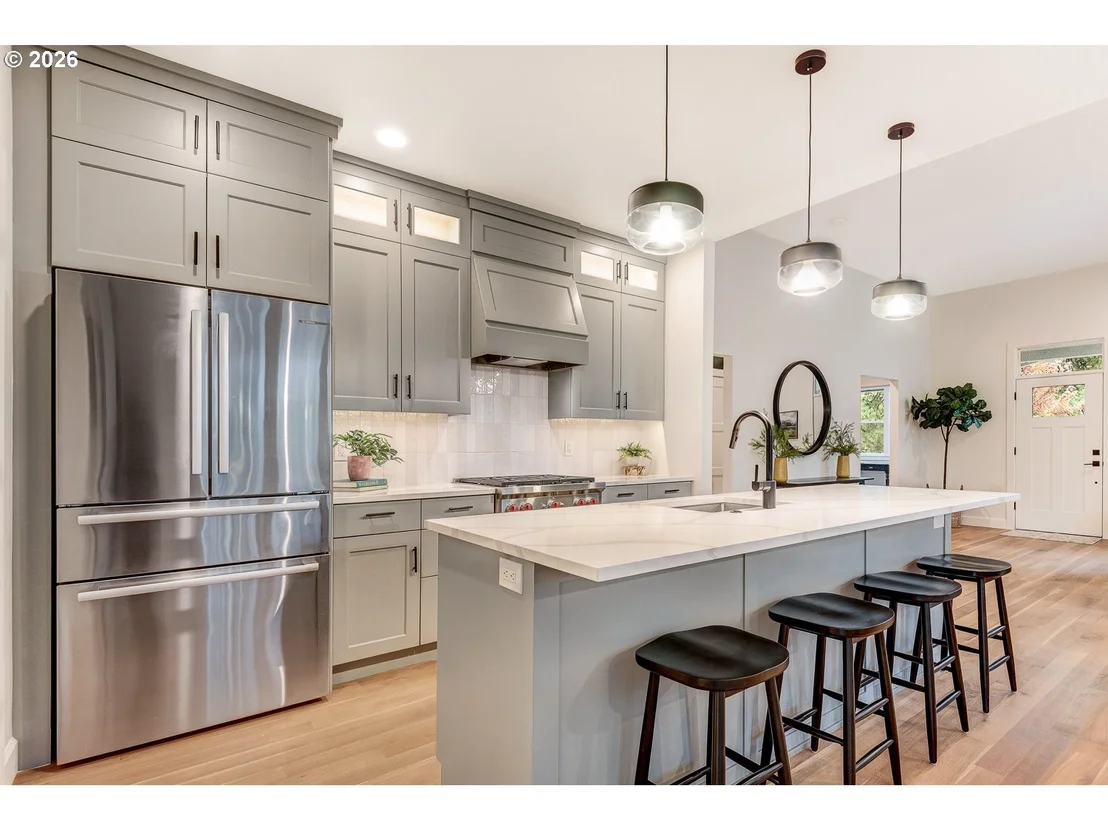 Photo of 2424 NW CROSSING DR