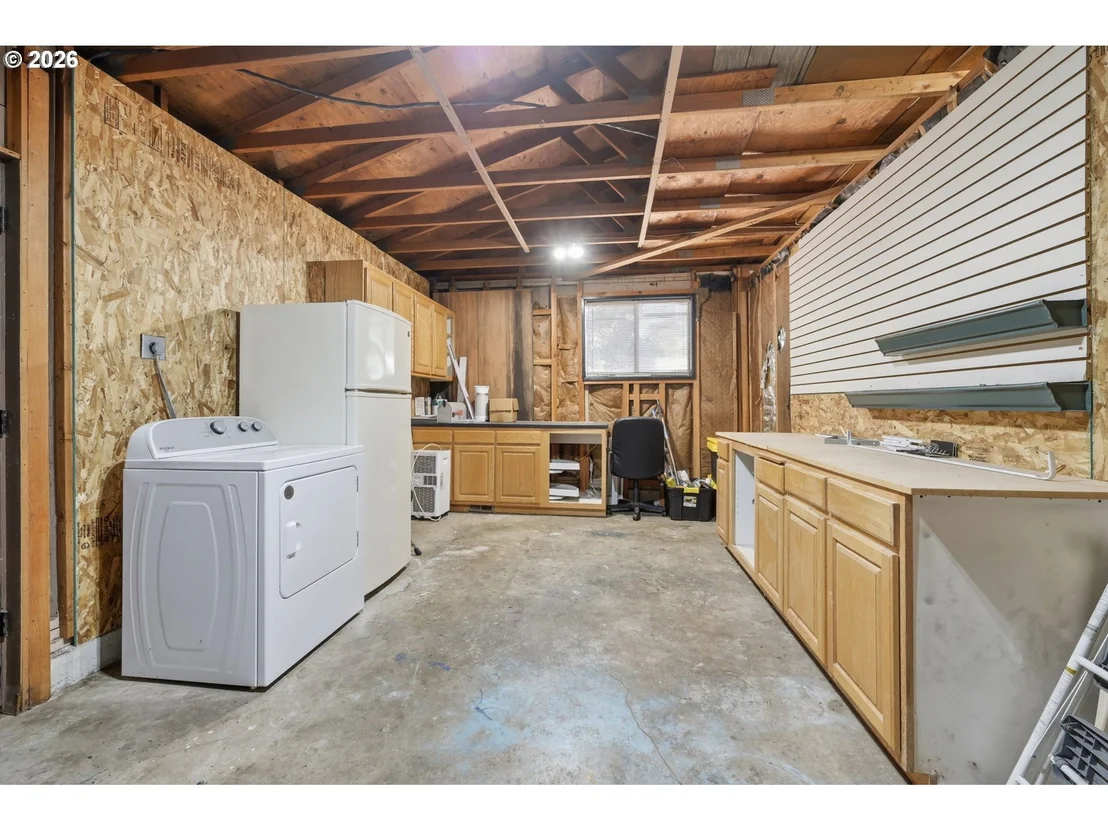 Photo of 2250 W IRWIN WAY