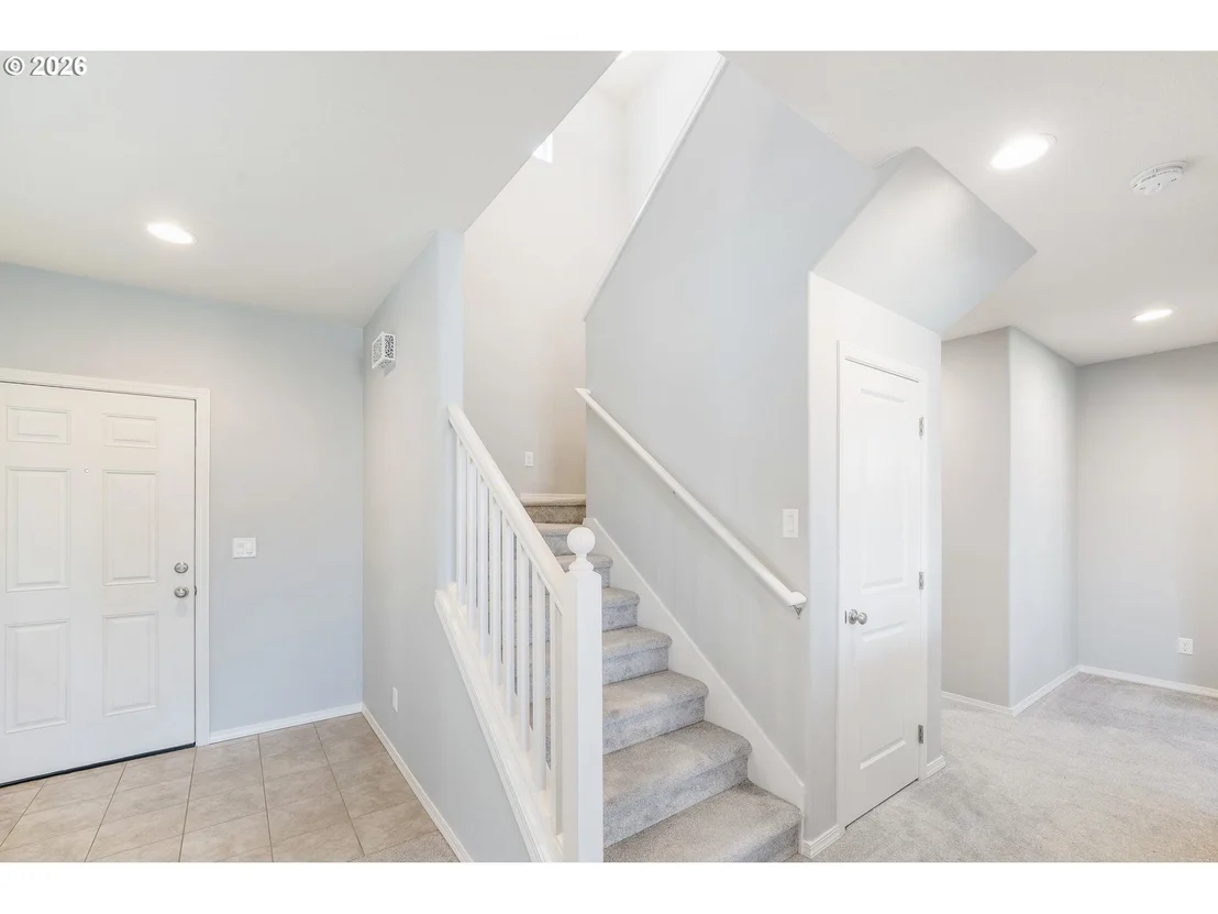 Photo of 5290 SQUIRREL ST