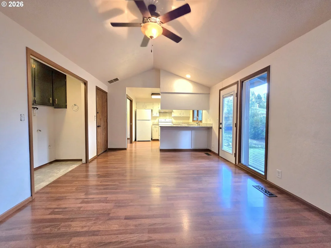Photo of 2916 ELYSIUM AVE
