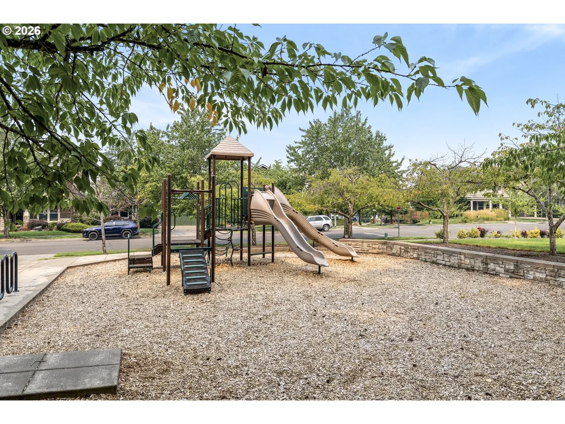 Photo of 2256 HEATHER WAY