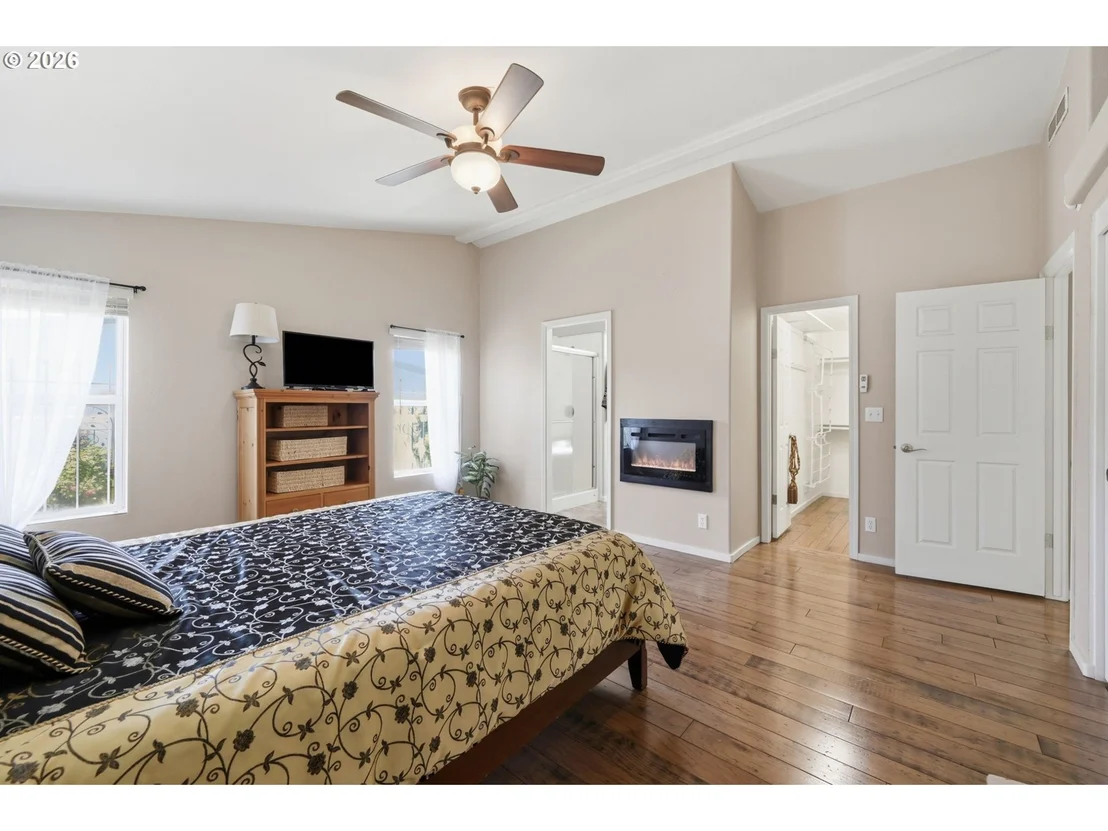 Photo of Unit 33 at 3220 CRESCENT AVE