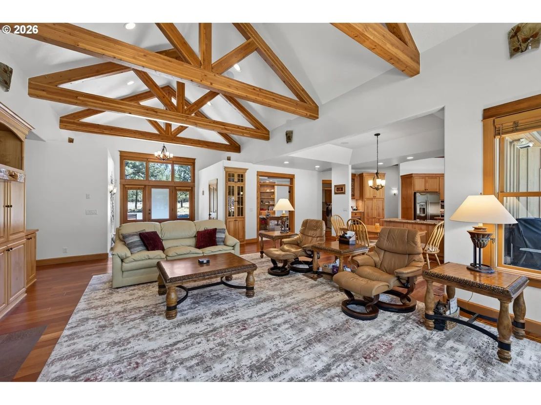 Photo of 17690 Mountain View RD SW