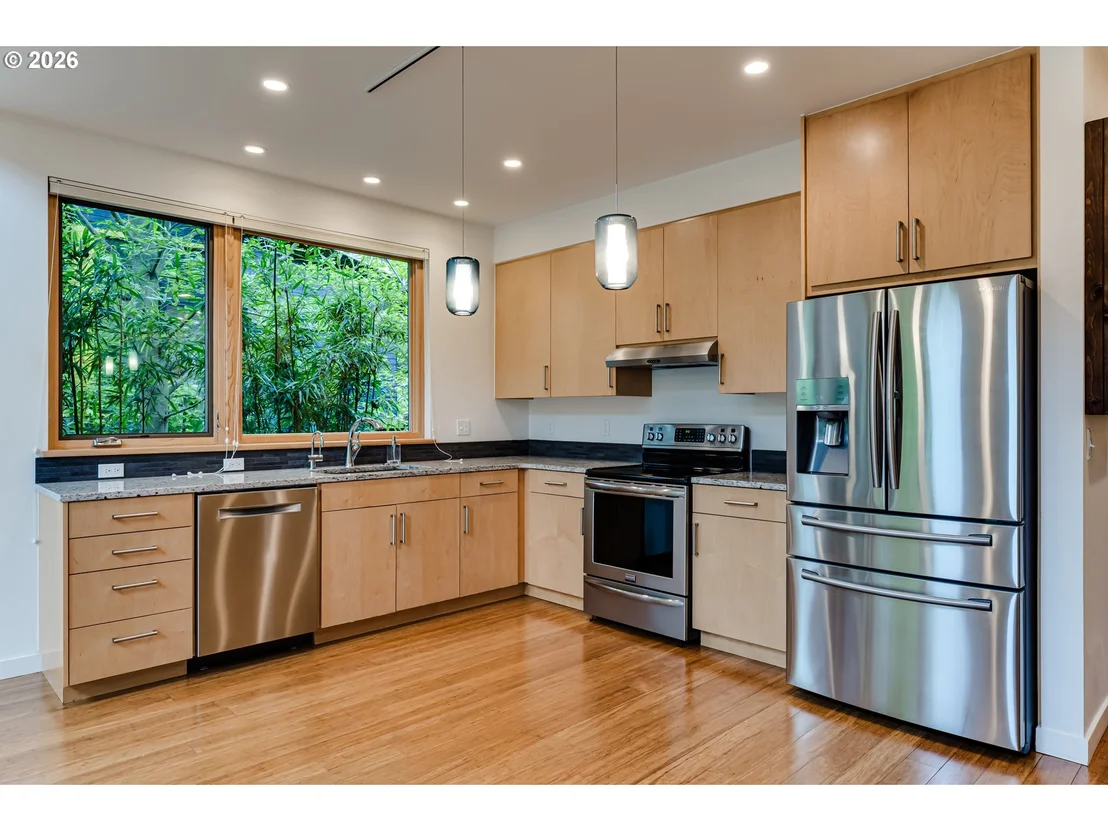 Photo of 2863 FRIENDLY ST