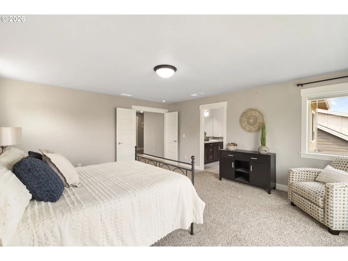 Photo of 2256 HEATHER WAY
