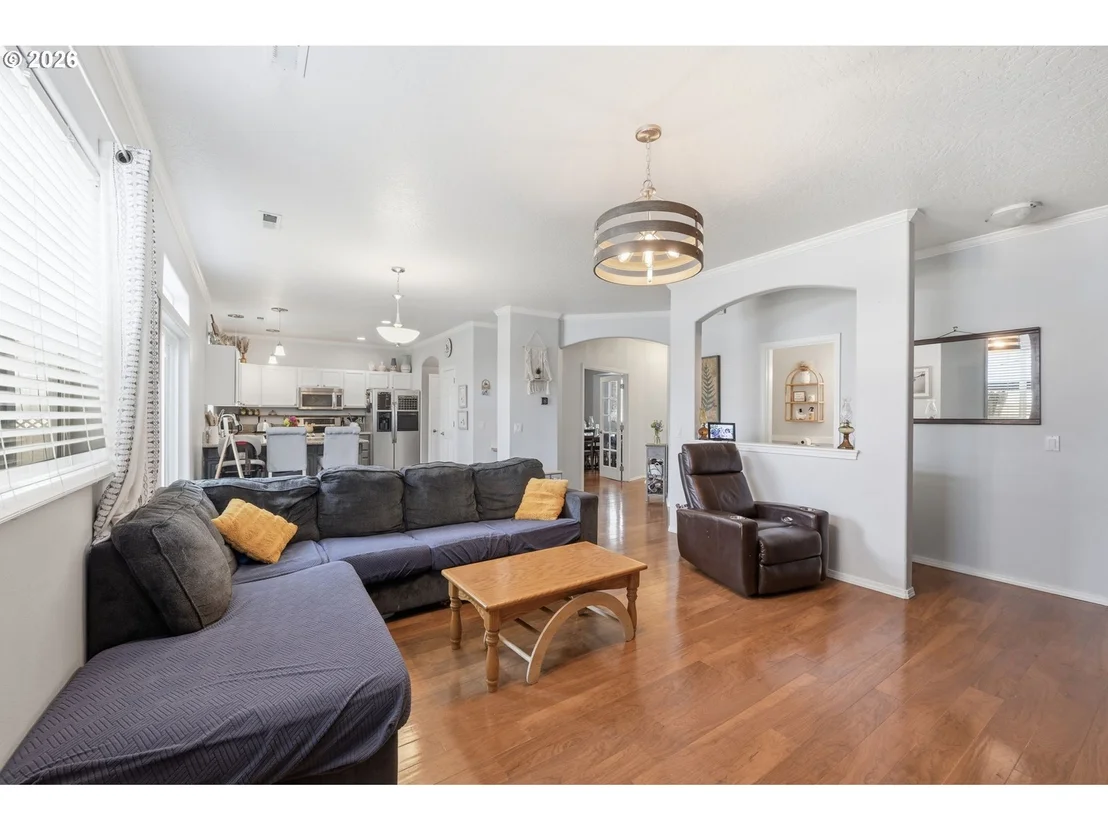 Photo of 3717 RIVIERA