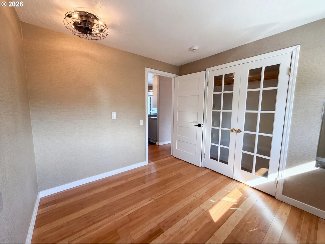 Photo of 1320 NE 17TH ST