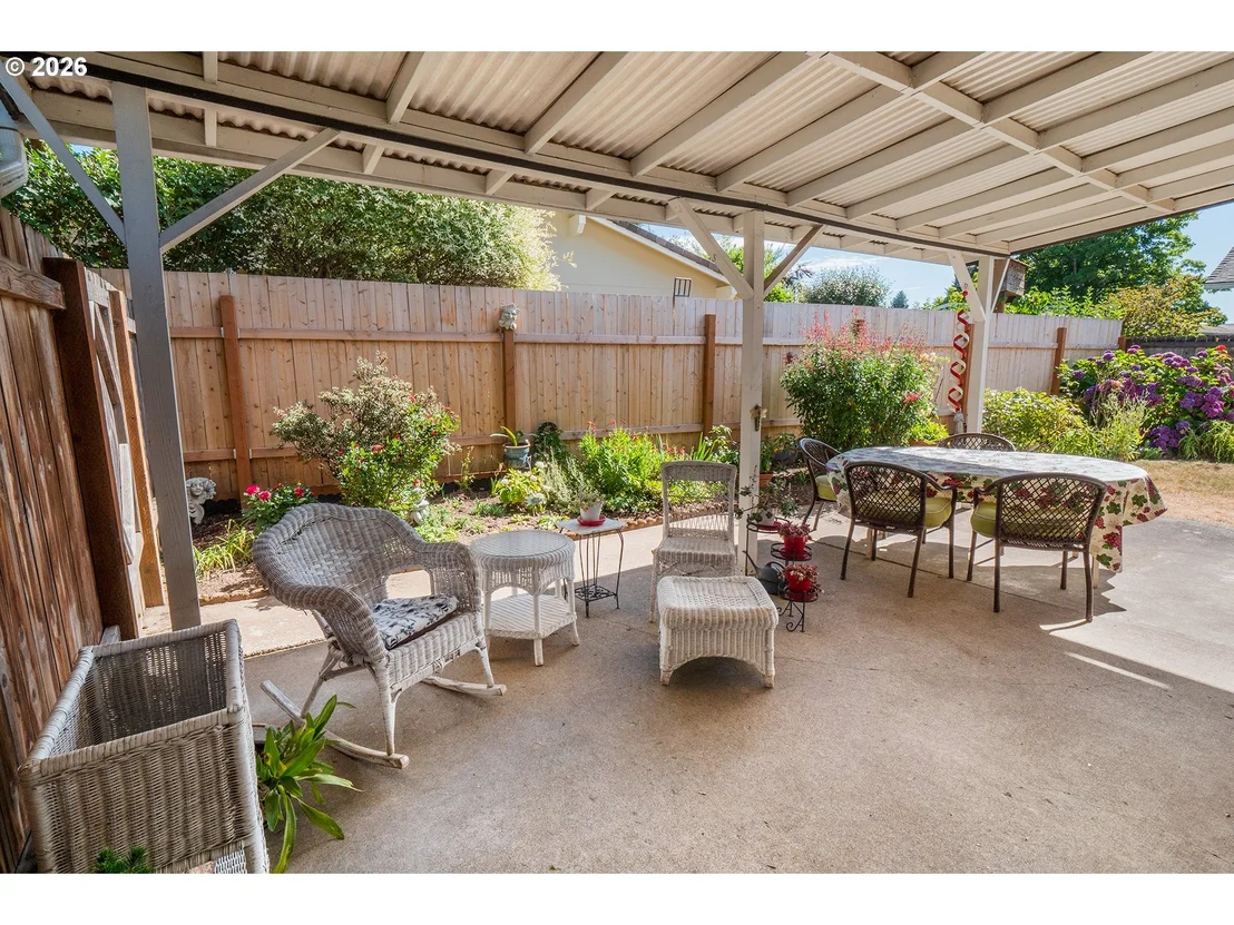 Photo of 1421 Lawnridge AVE