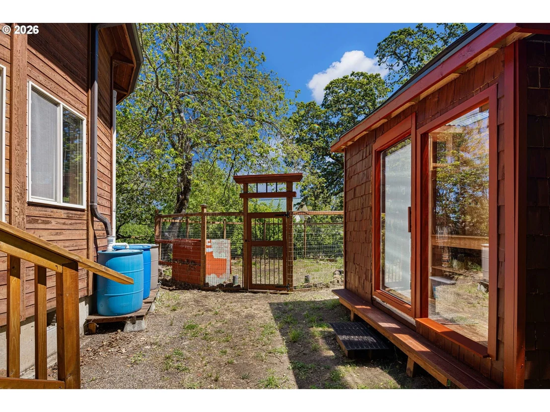 Photo of 1208 W 28TH AVE