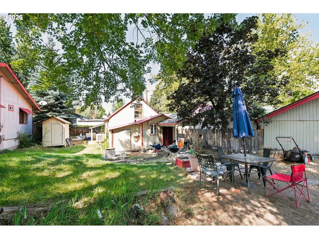 Photo of 828 NW FLORIDA AVE