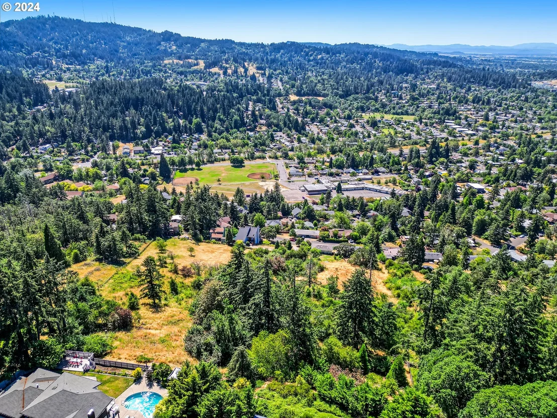 Photo of E 38TH AVE