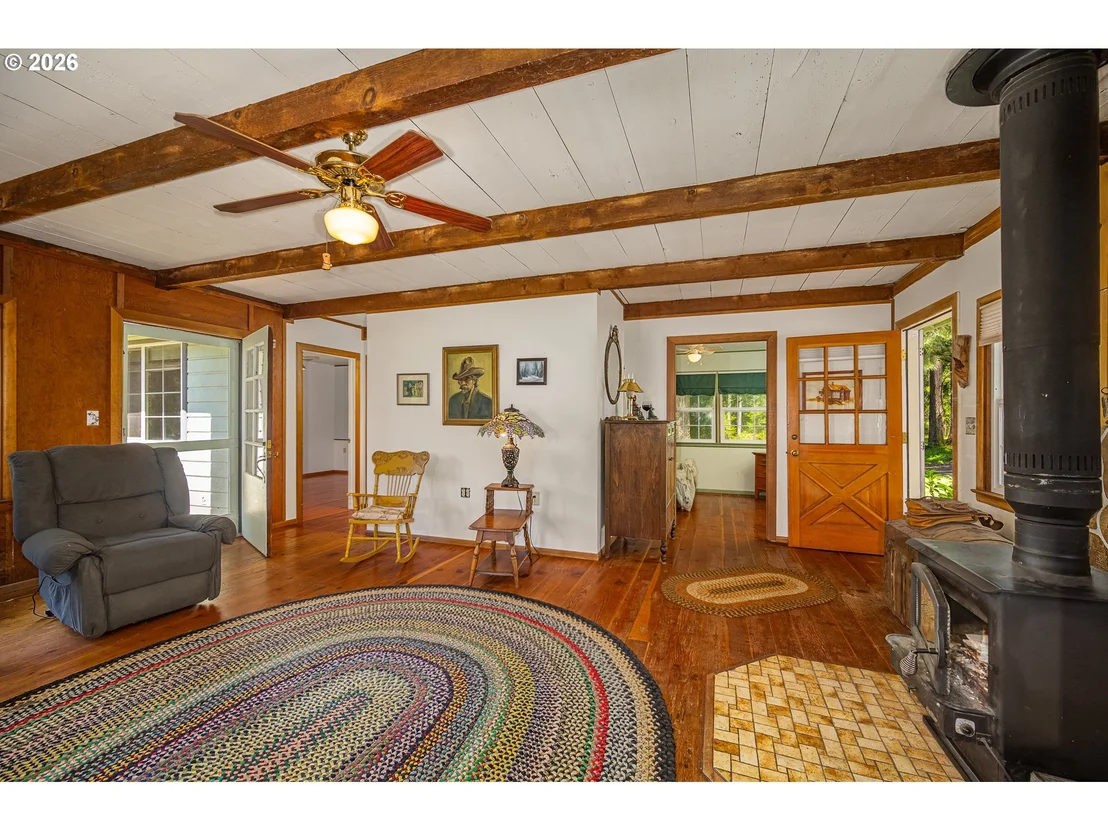 Photo of 40168 BOOTH KELLY RD