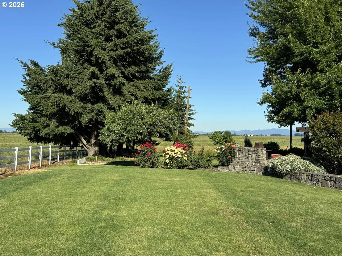 Photo of 33174 LANGMACK RD