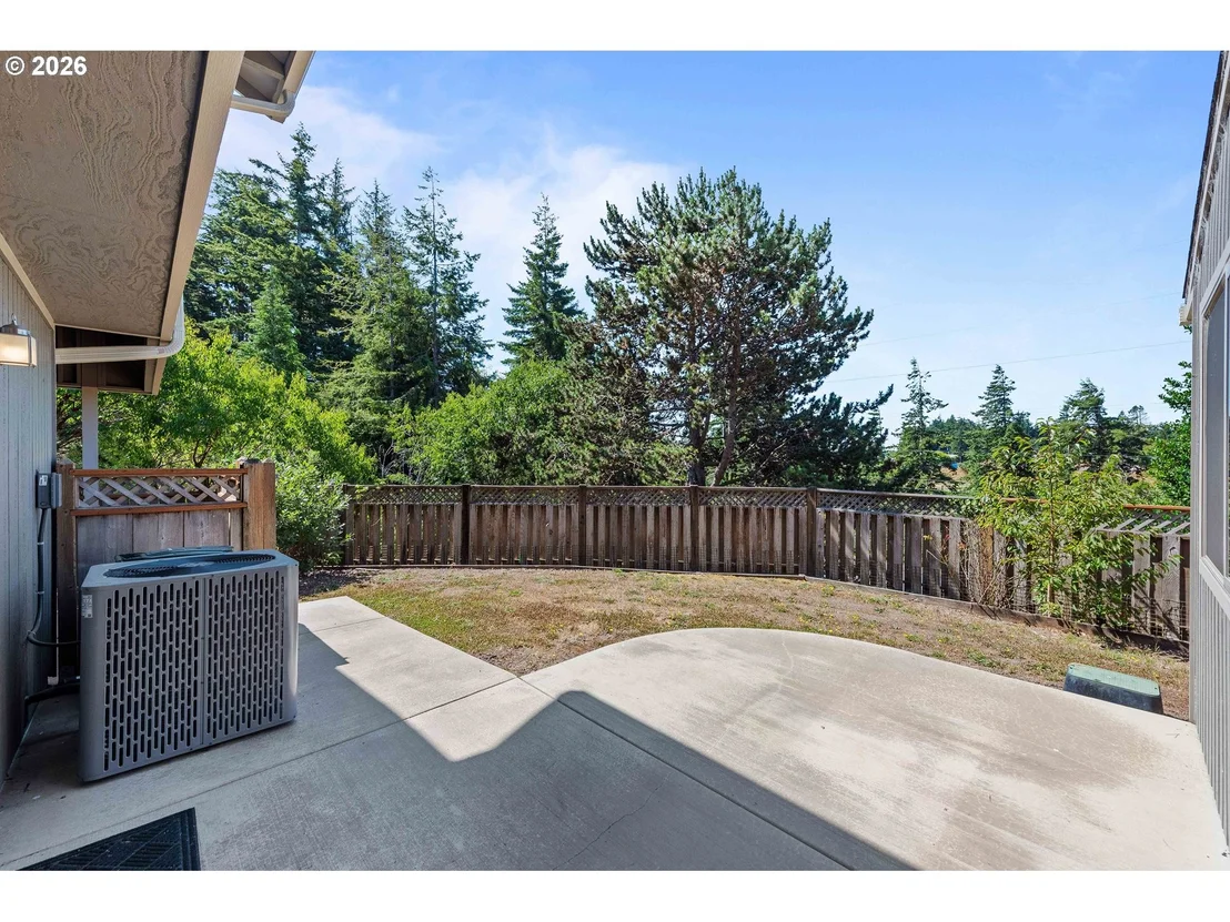 Photo of 2460 STEPHANIE LN