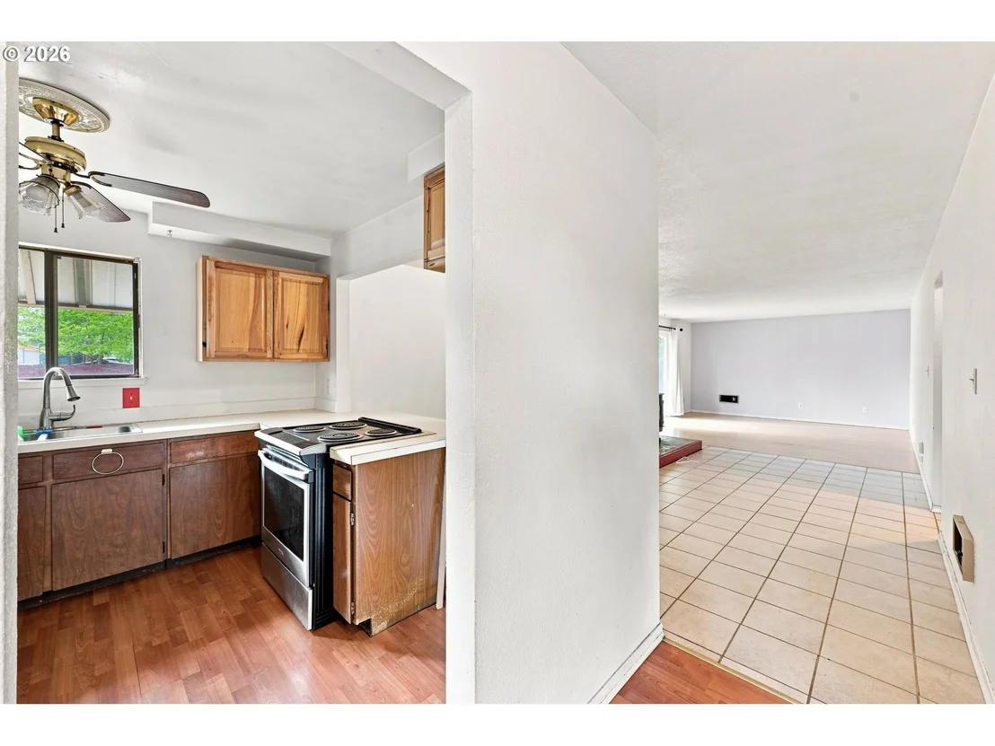 Photo of 828 NW FLORIDA AVE
