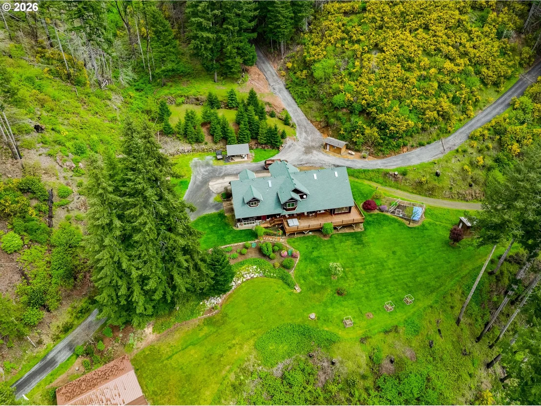 Photo of 49985 MCKENZIE HWY