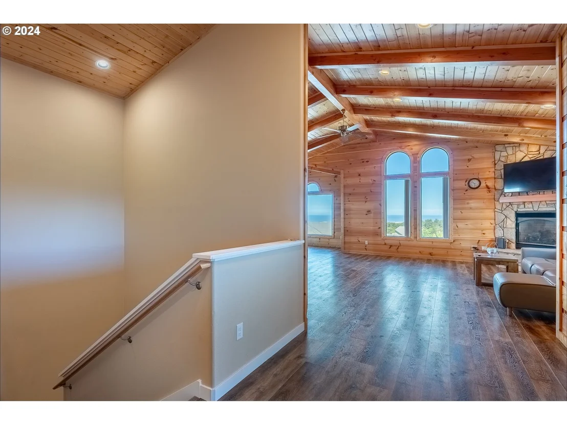 Photo of 21 TWIN TREE CT