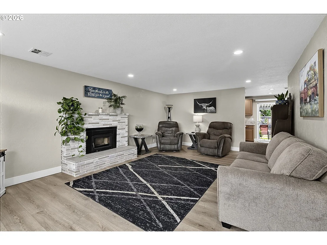 Photo of 2460 DEBRA DR