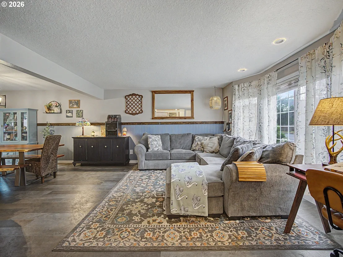 Photo of 3008 SE LAURA AVE