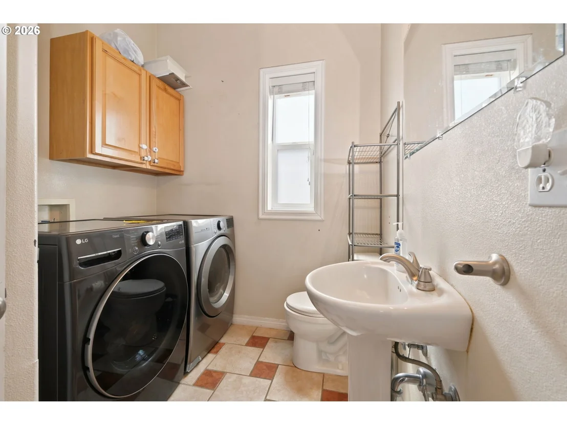 Photo of 4398 SPRING MEADOW AVE