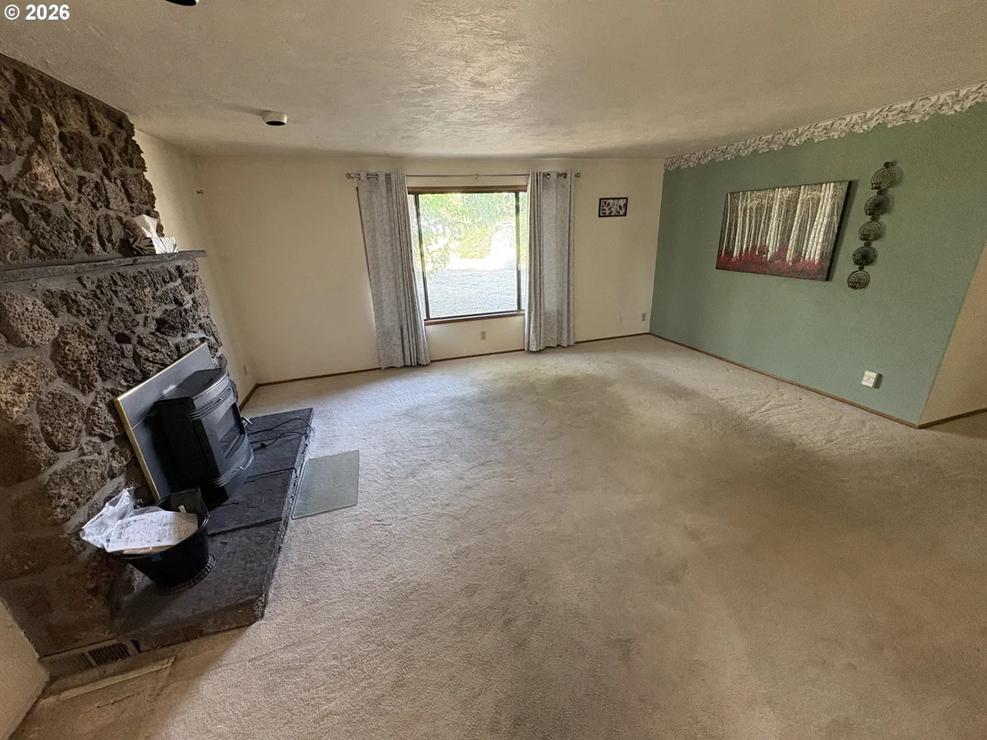 Photo of 392 S 37TH ST
