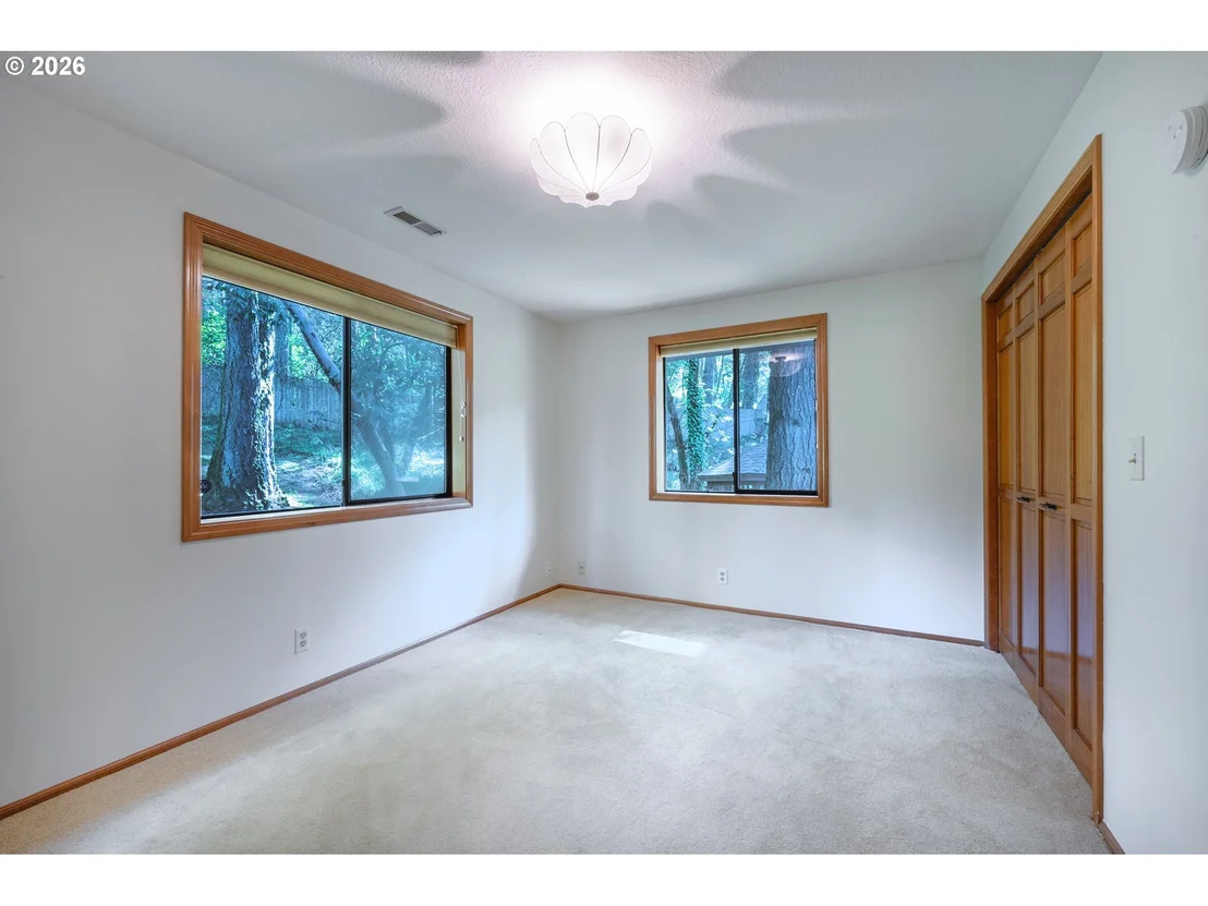 Photo of 2040 DOGWOOD DR