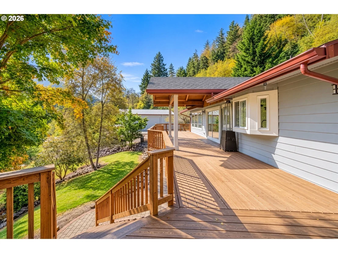 Photo of 15540 TRASK RIVER RD