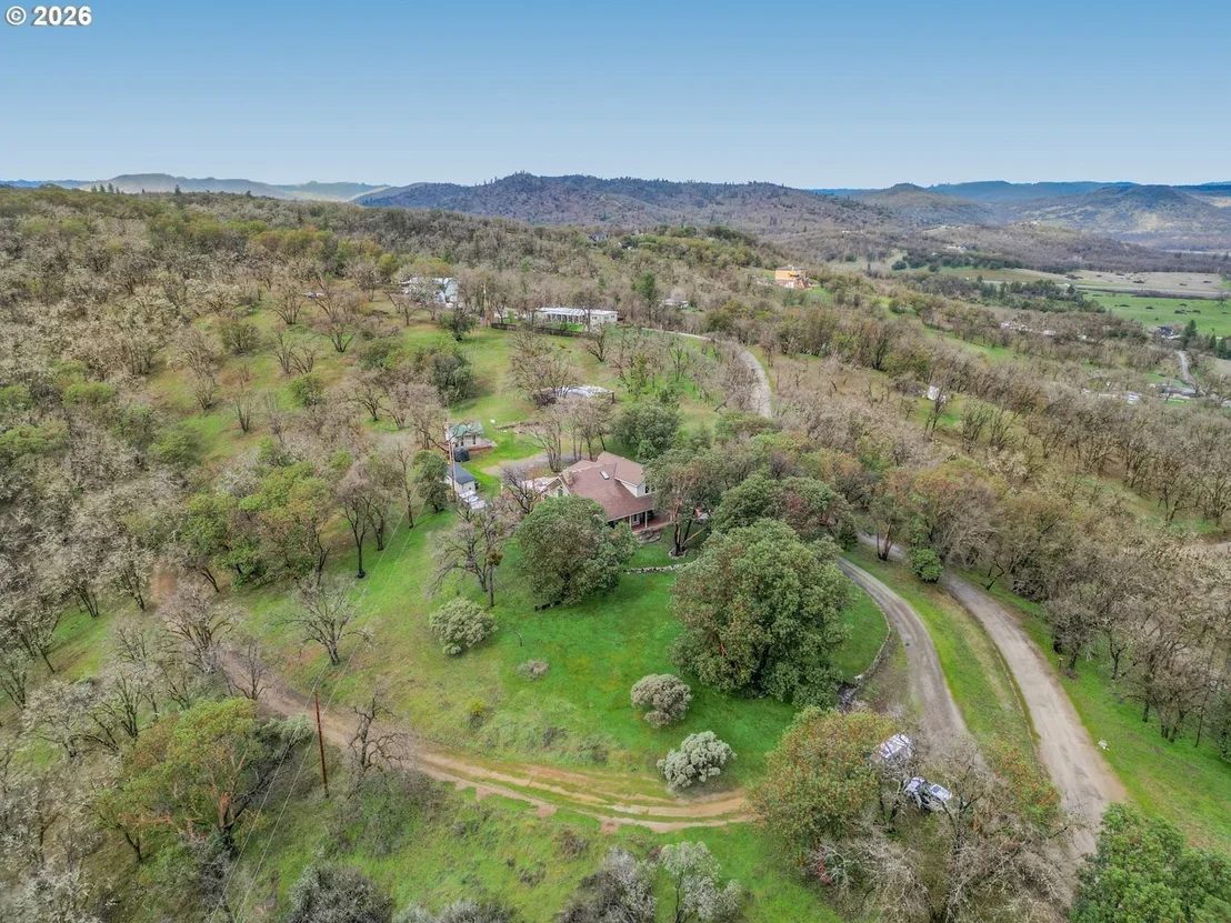Photo of 5655 TAMARACK LN