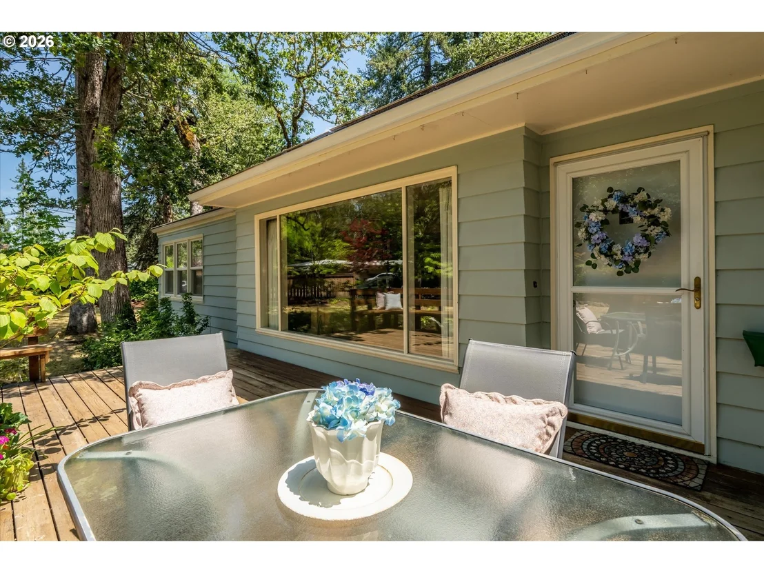 Photo of 190 W 36TH AVE
