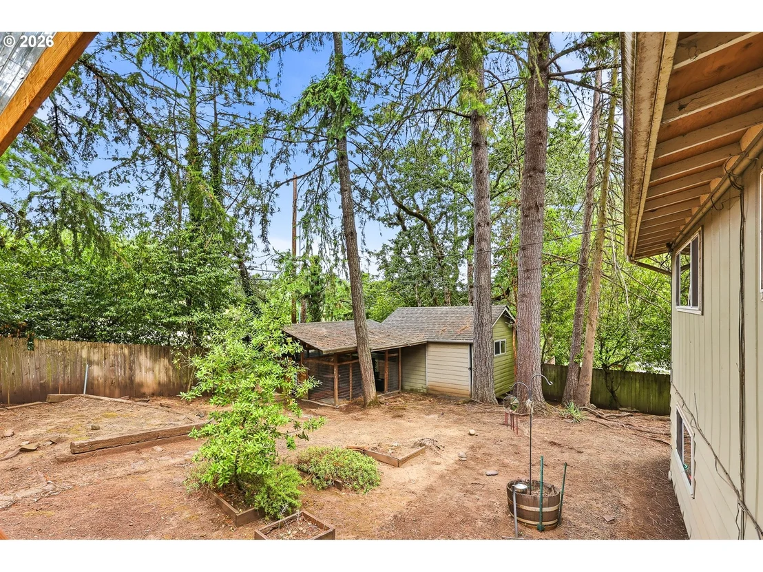 Photo of 30 COACHMAN DR