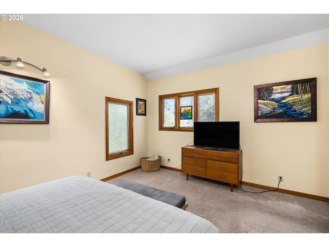 Photo of 2310 DOUGLAS DR
