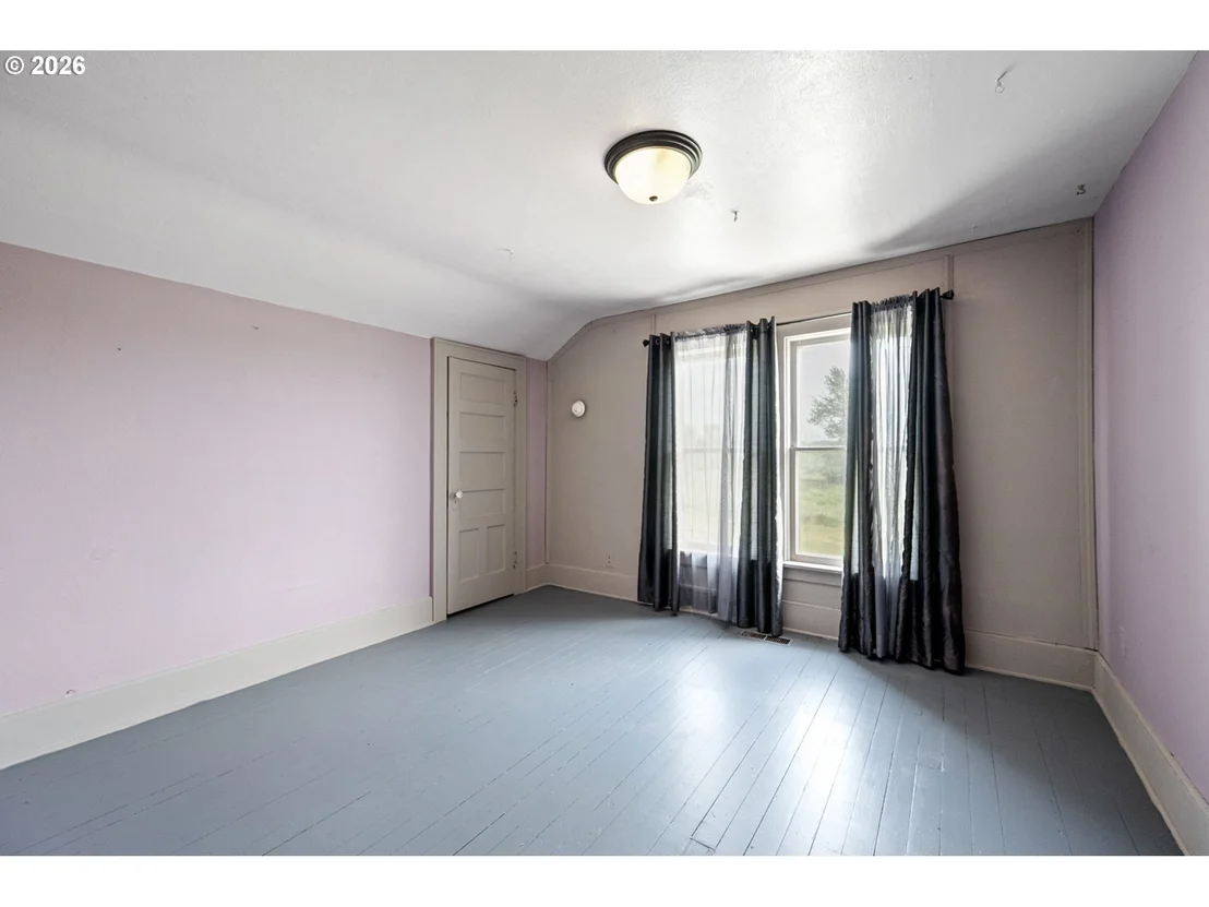 Photo of 5320 ROYAL AVE