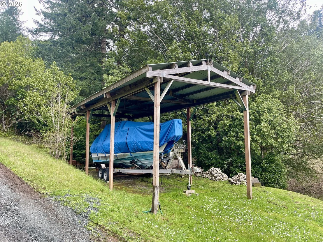 Photo of 54825 ROBINSON RD