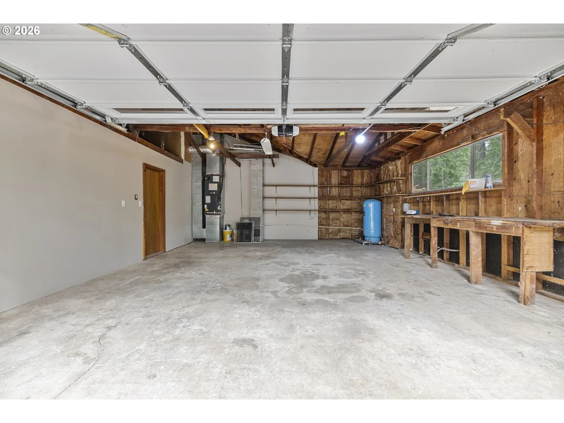Photo of 135 ROLLING HILLS DR