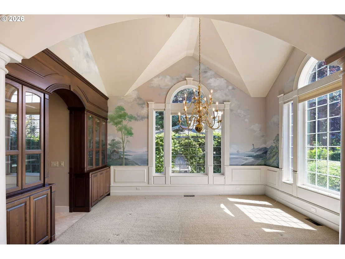 Photo of 2663 RIDGEMONT DR