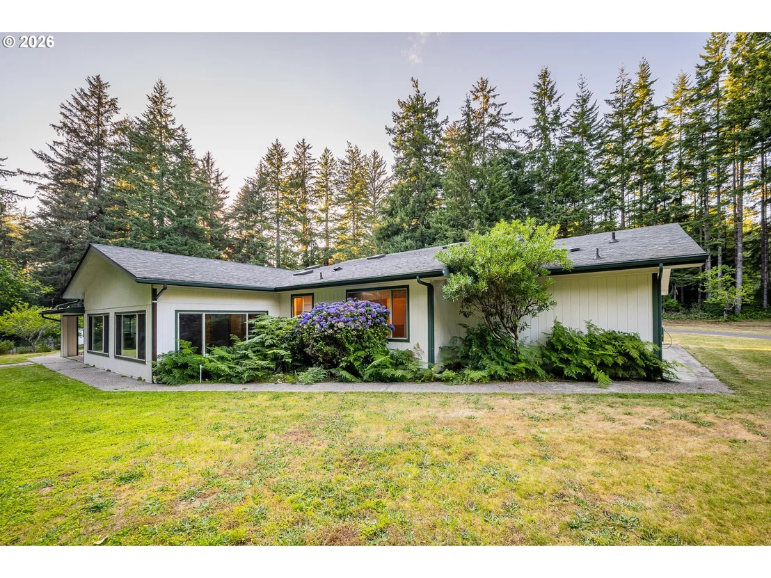 Photo of 84226 CLEAR LAKE RD