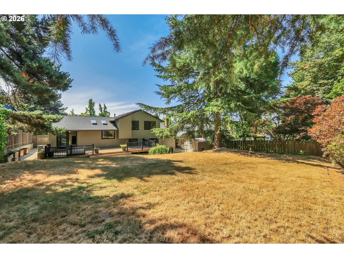 Photo of 1995 SW 27TH DR