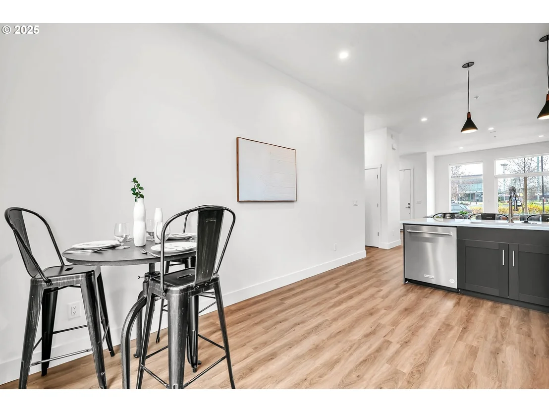 Photo of 177 E 20TH AVE