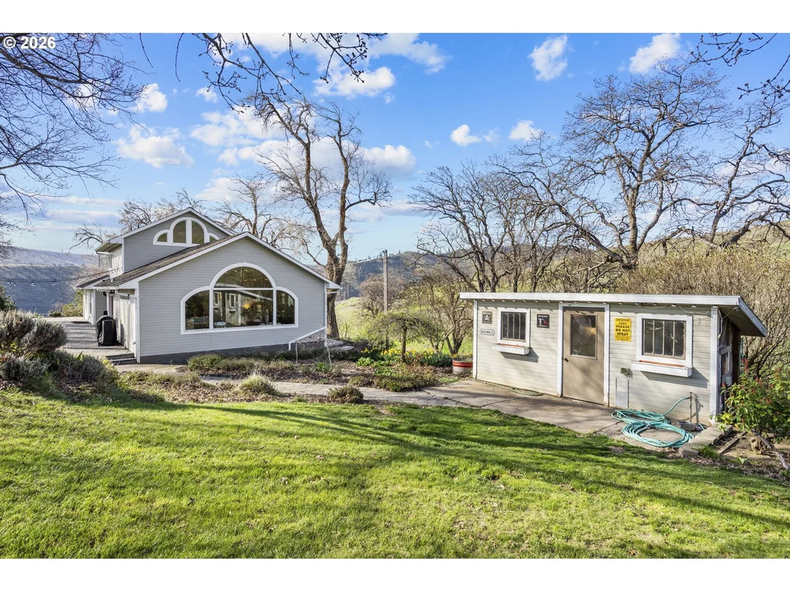 Photo of 3455 THREE MILE RD