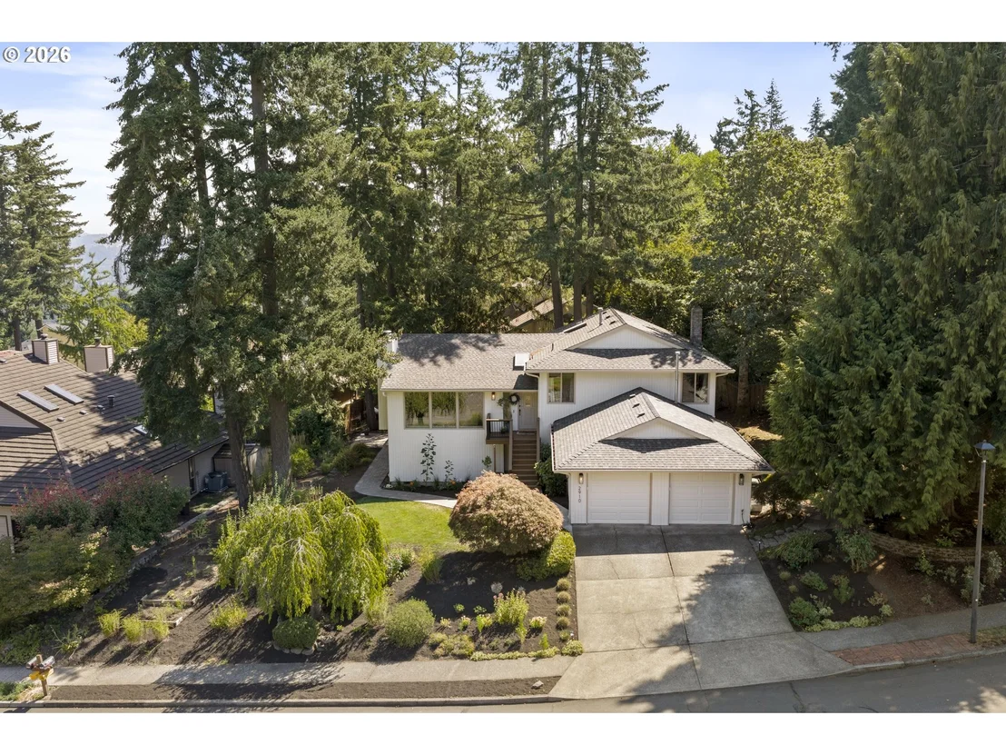 Photo of 2910 CARRIAGE WAY