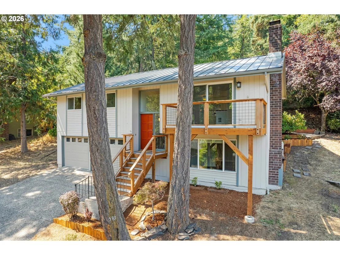 Photo of 583 LOCHMOOR PL