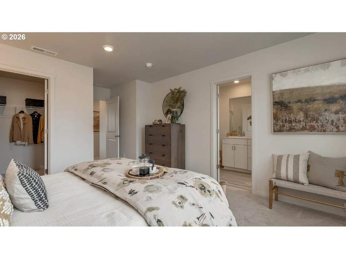 Photo of 502 Redmond ST NE
