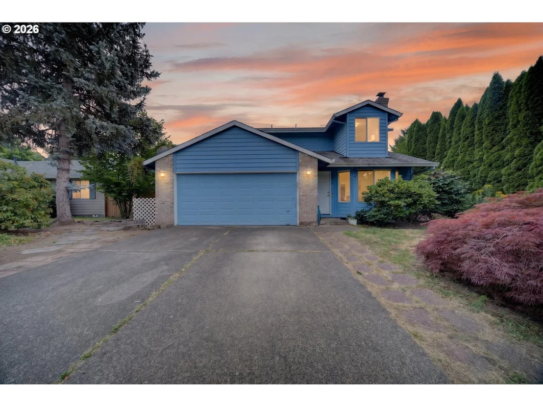 Photo of 212 SUNSET DR
