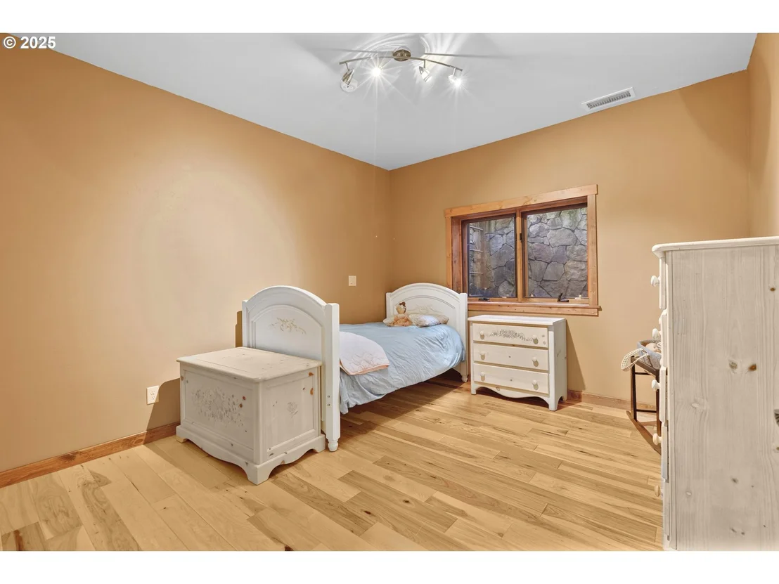 Photo of 25148 SMITTYS PL