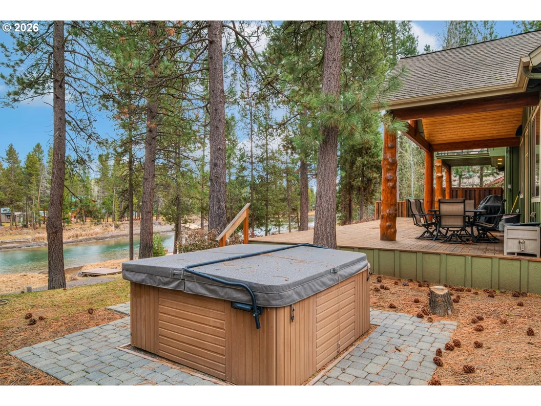Photo of 56340 SOLAR DR