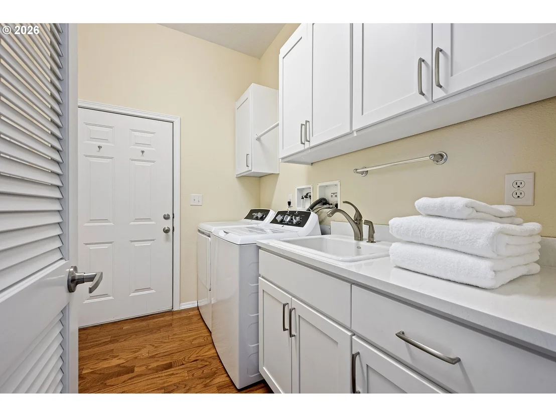 Photo of Unit 15 at 3220 CRESCENT AVE