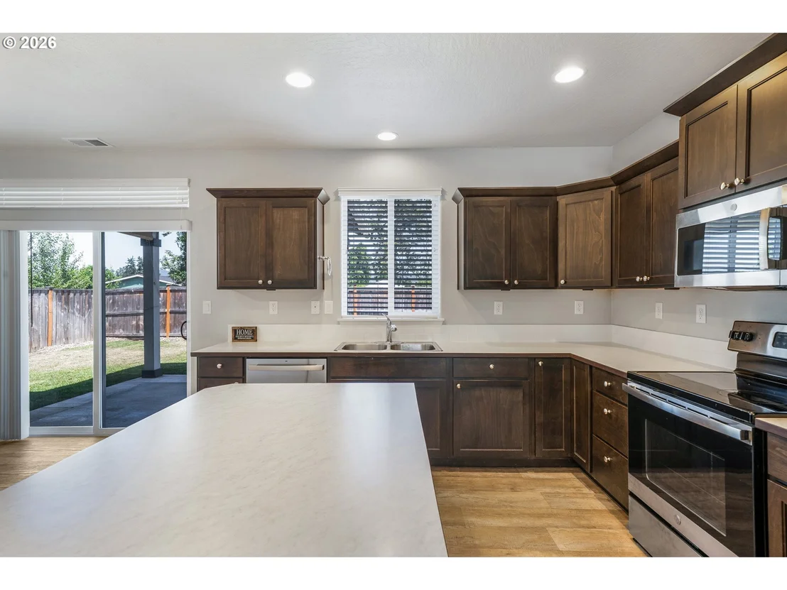 Photo of 5290 SQUIRREL ST