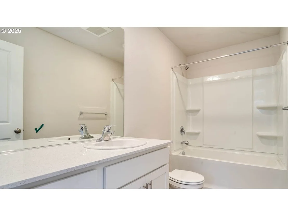 Photo of 368 Reno ST NE