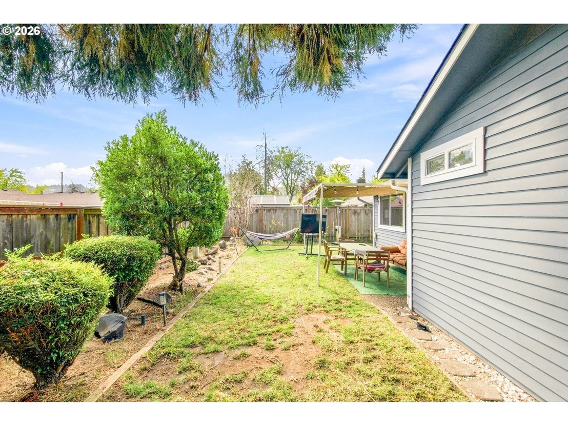 Photo of 3740 PEPPERTREE DR