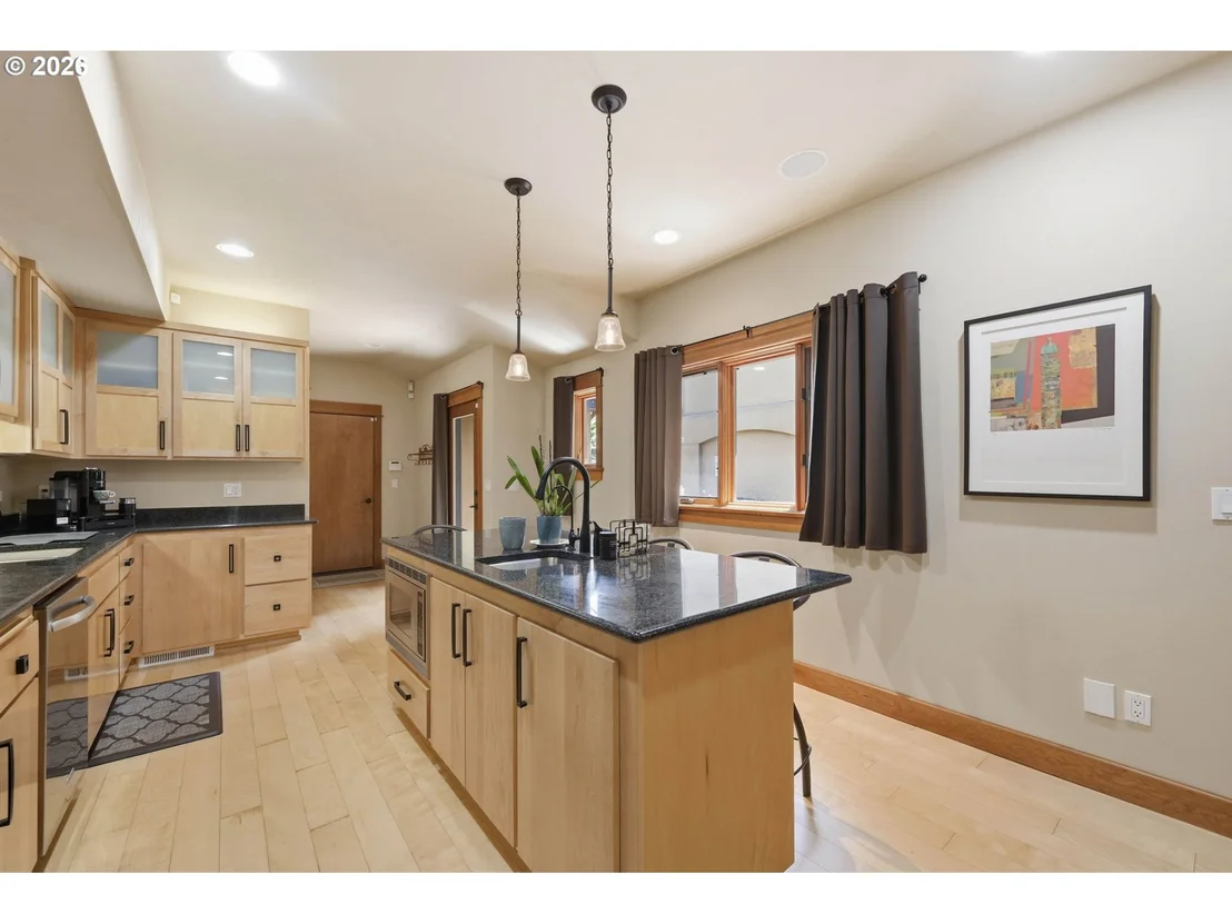 Photo of 2909 LORD BYRON PL